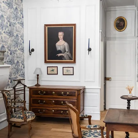 Maison La Louise Bed & Breakfast