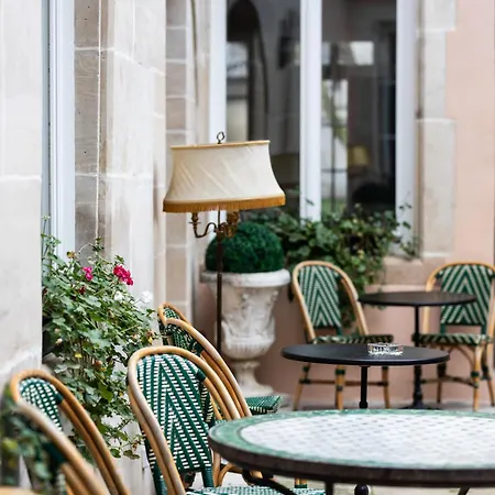 Maison La Louise Bed & Breakfast 3*