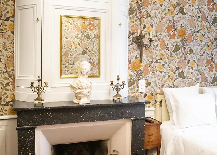 Maison La Louise Bed & Breakfast 3*